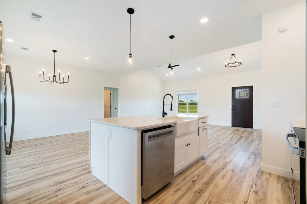204 Private Road 33083 Sumner, TX 75486