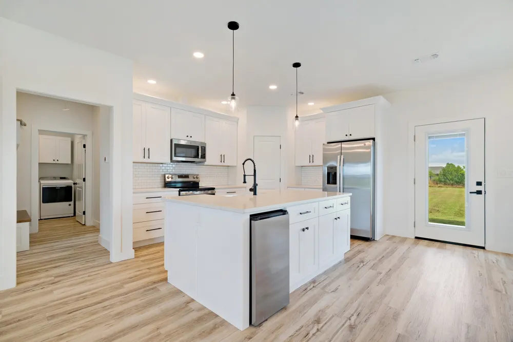 204 Private Road 33083 Sumner, TX 75486