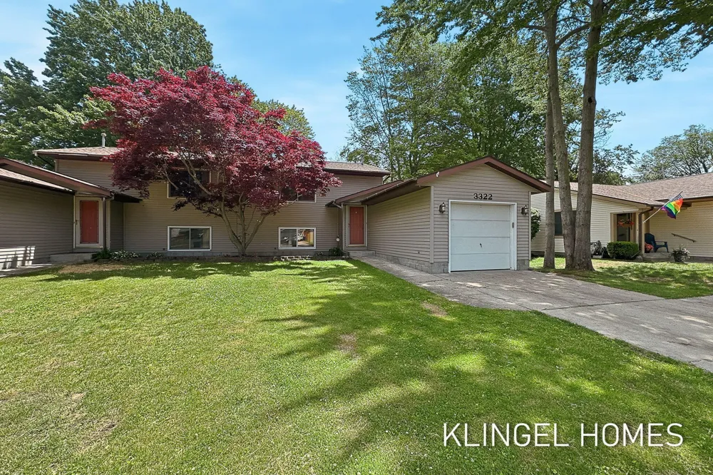 3322 Germaine Road Muskegon, MI 49441