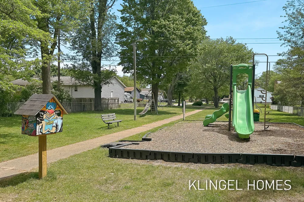 3322 Germaine Road Muskegon, MI 49441