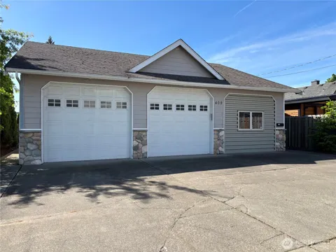 408 Edson Street