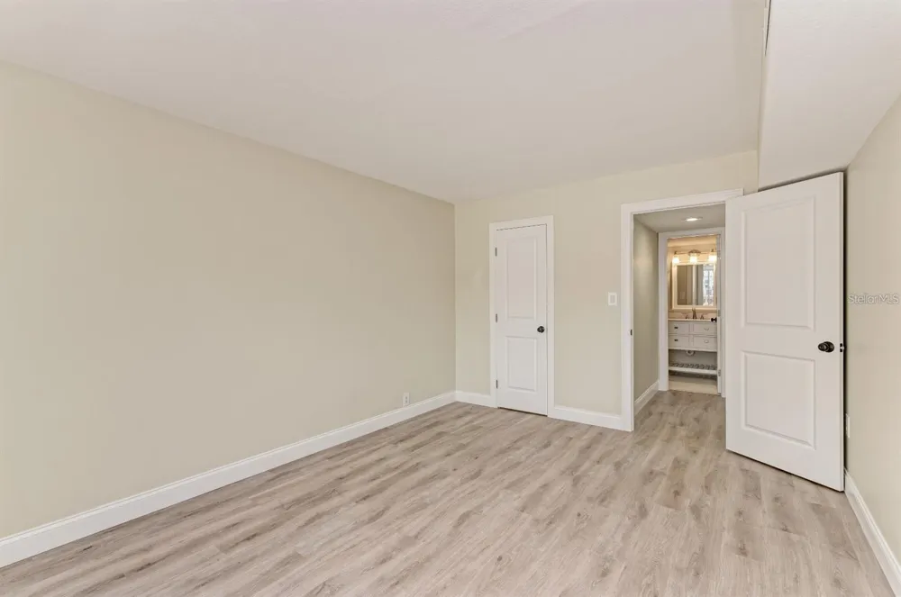 129 TYLER DRIVE #101 Sarasota, FL 34236