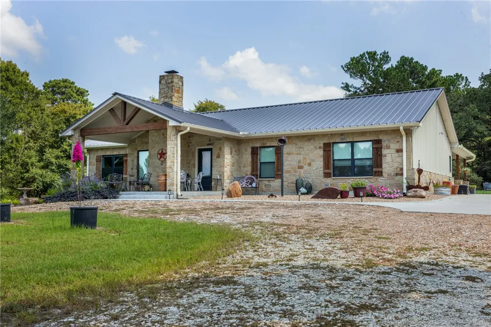 14706 Highway 90 Bedias, TX 77831