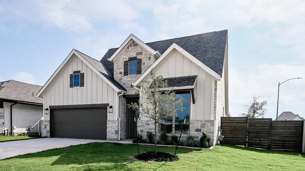 316 Foxfire Cove Lockhart, TX 78644