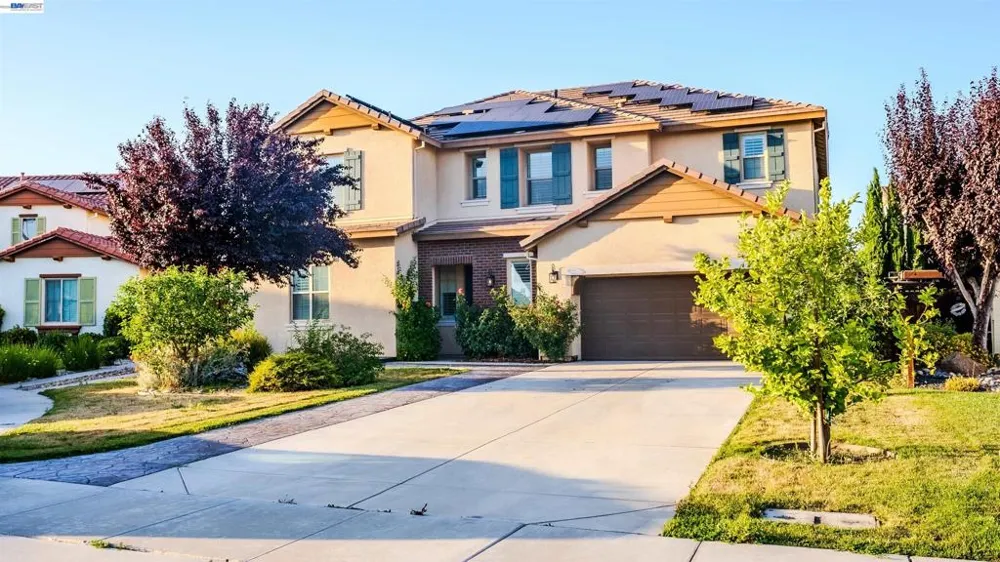 18628 Delta Ct Lathrop, CA 95330