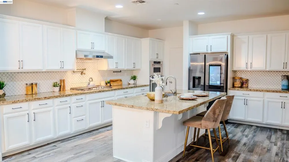 18628 Delta Ct Lathrop, CA 95330