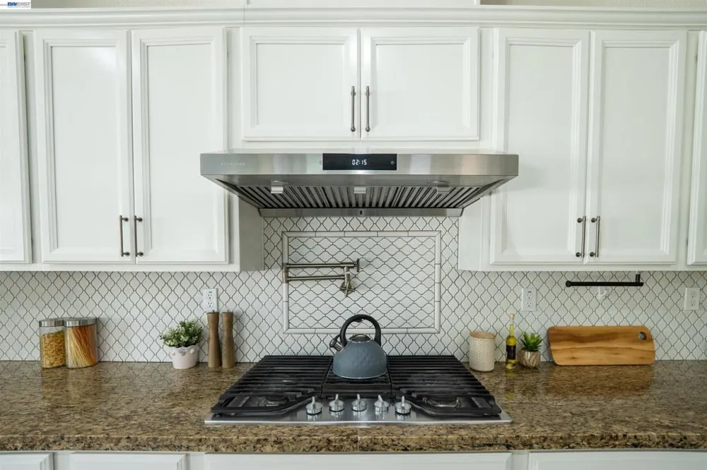 18628 Delta Ct Lathrop, CA 95330