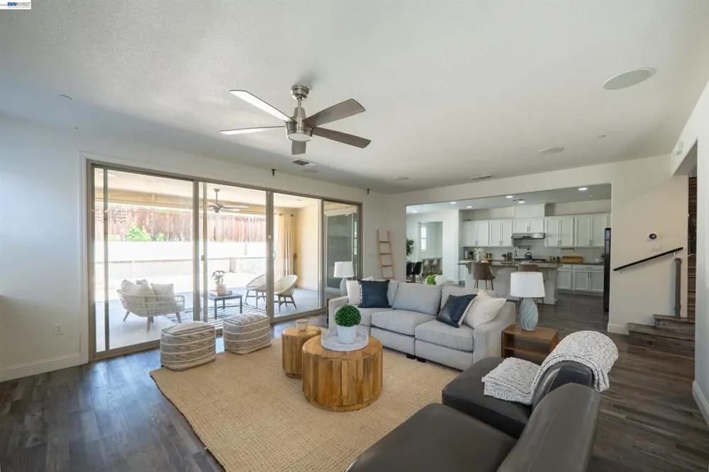 18628 Delta Ct Lathrop, CA 95330