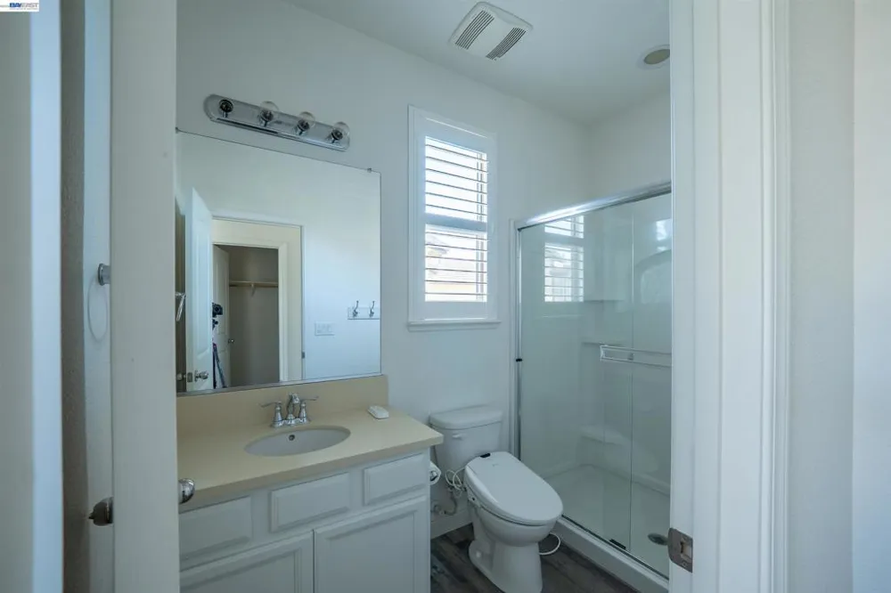 18628 Delta Ct Lathrop, CA 95330