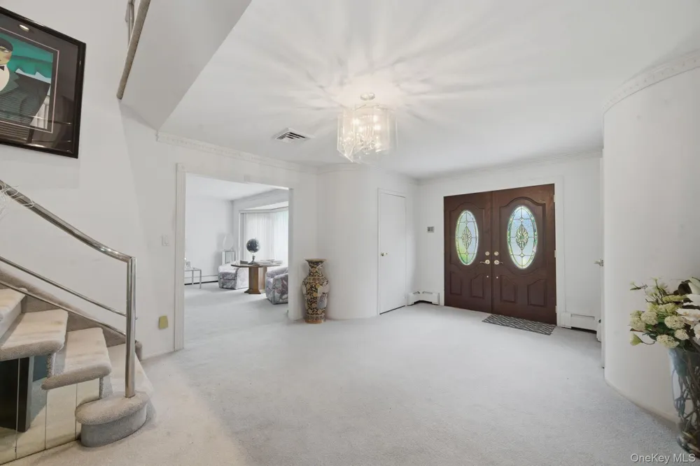 35 High Pasture Circle Dix Hills, NY 11746