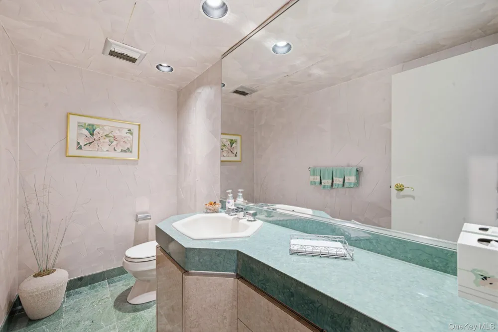 35 High Pasture Circle Dix Hills, NY 11746