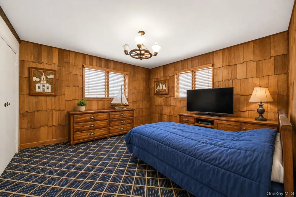 35 High Pasture Circle Dix Hills, NY 11746