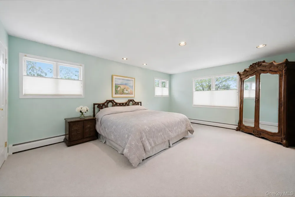 35 High Pasture Circle Dix Hills, NY 11746