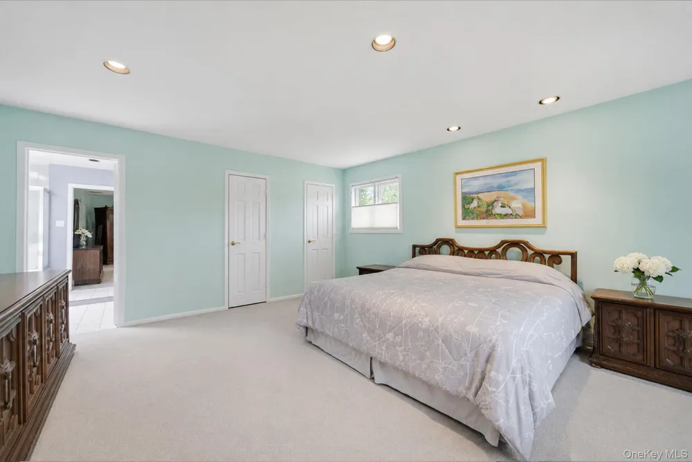35 High Pasture Circle Dix Hills, NY 11746