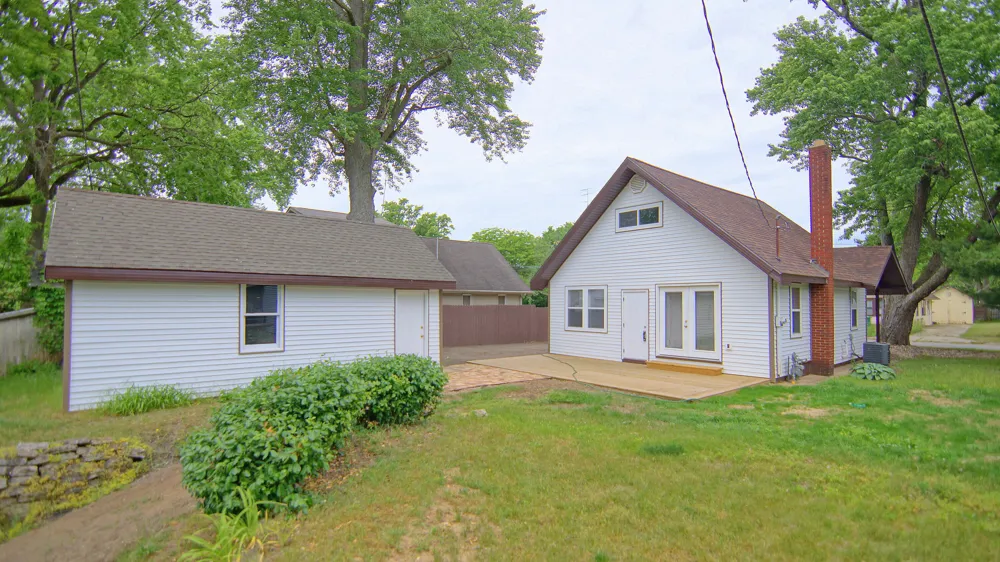 40 River Street Niles City, MI 49120