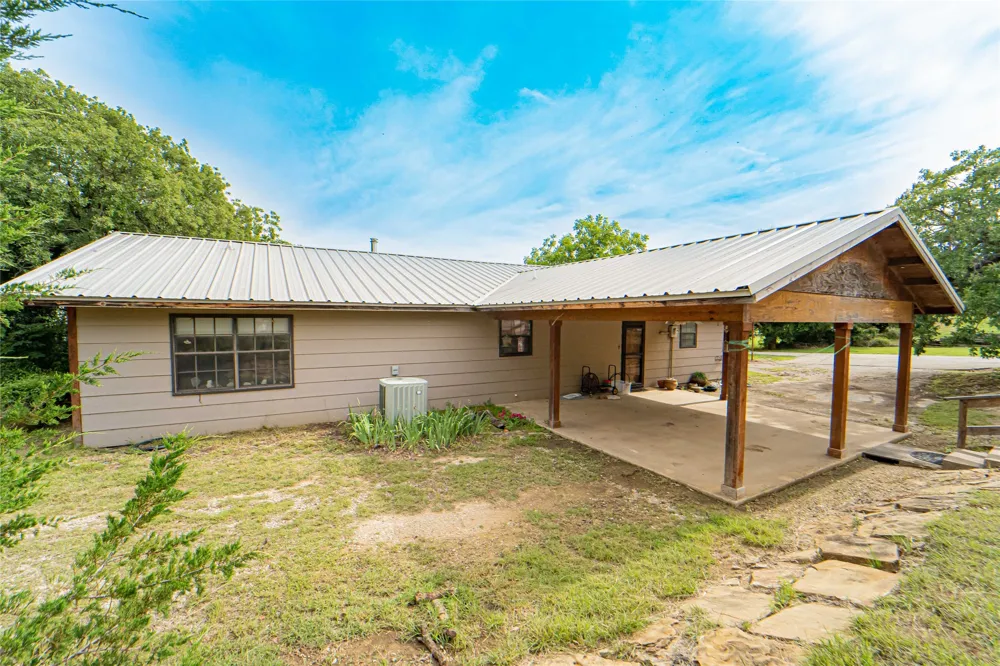 3267 County Road 320 Breckenridge, TX 76424