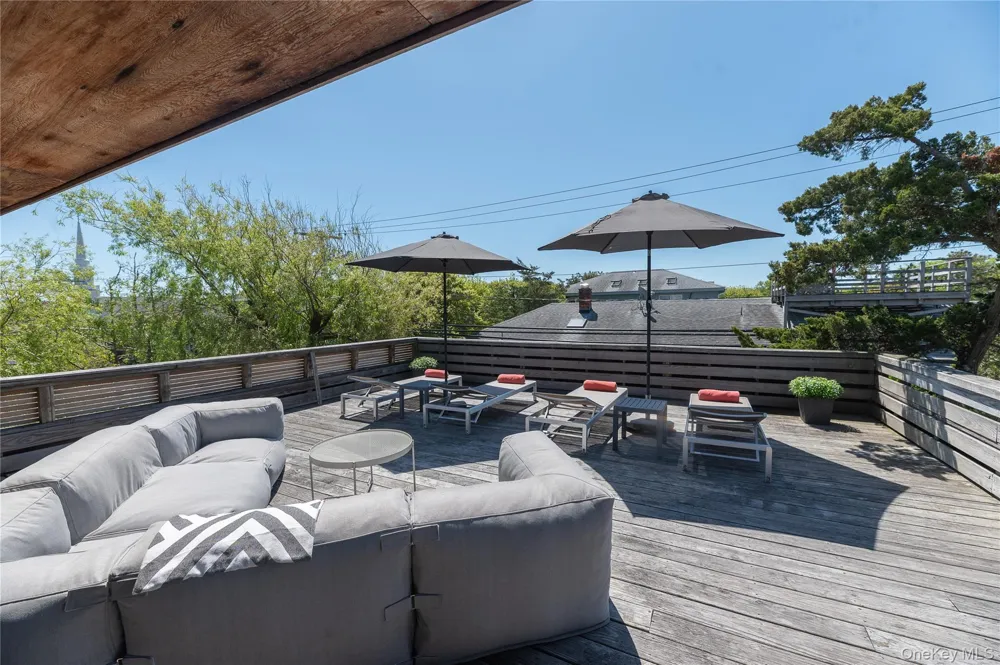 290 Wilmot Road Ocean Beach, NY 11770