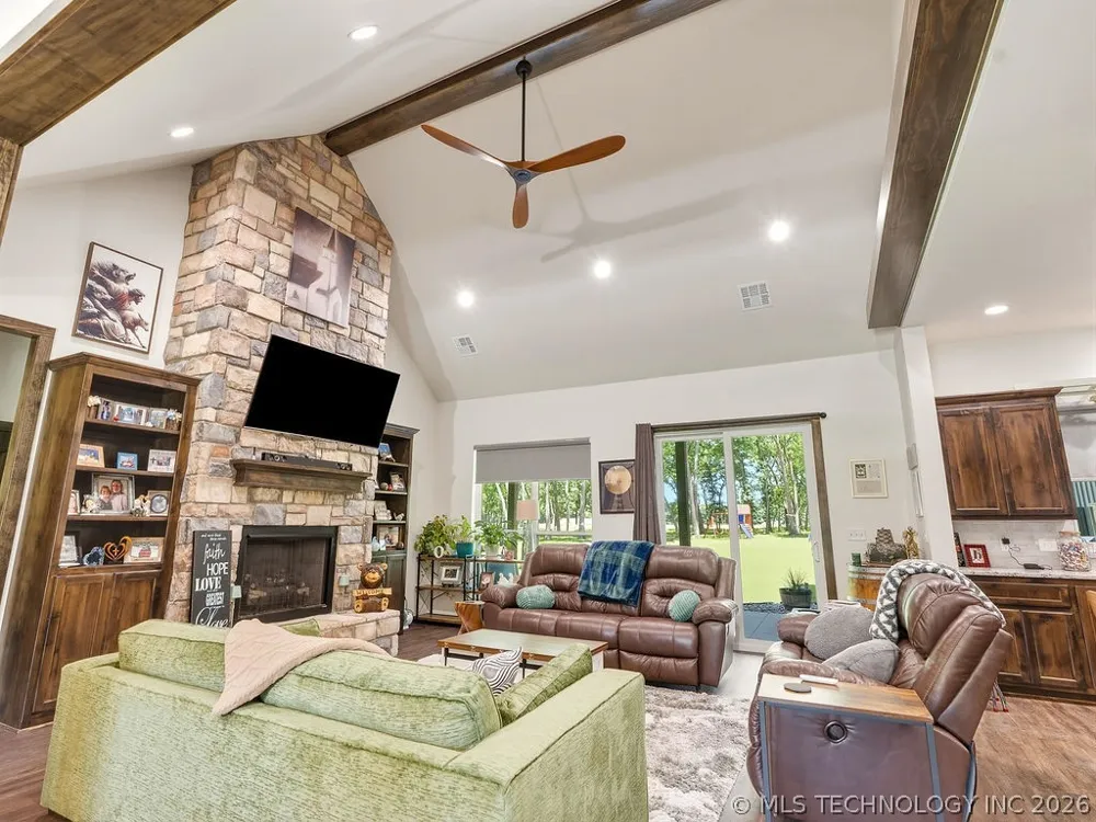 24382 County Road 1540 Allen, OK 74825