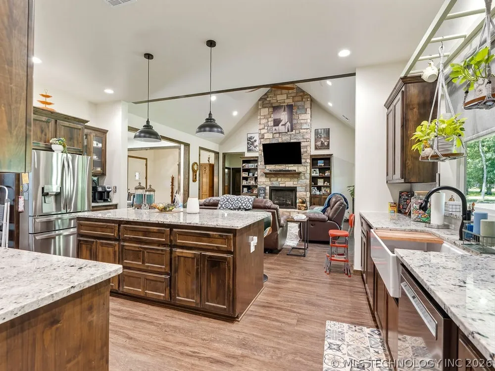 24382 County Road 1540 Allen, OK 74825
