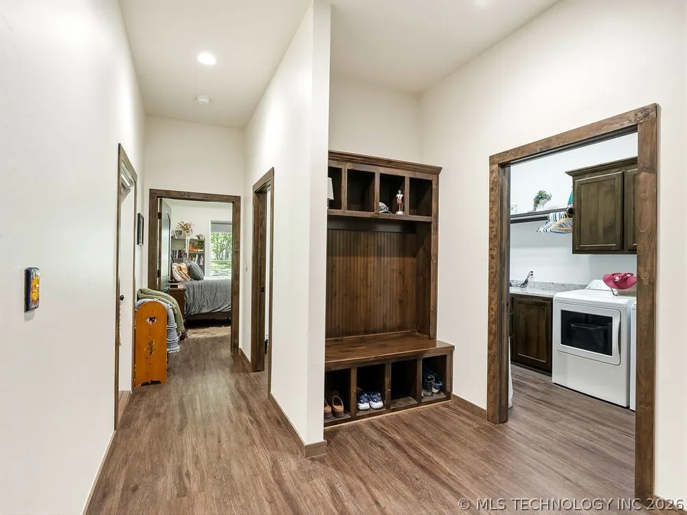 24382 County Road 1540 Allen, OK 74825