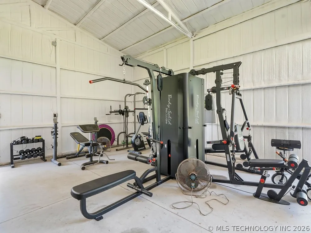 24382 County Road 1540 Allen, OK 74825