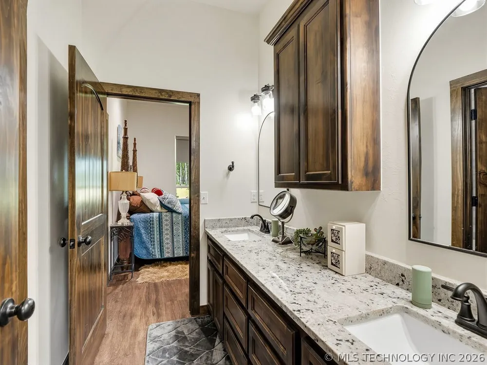 24382 County Road 1540 Allen, OK 74825