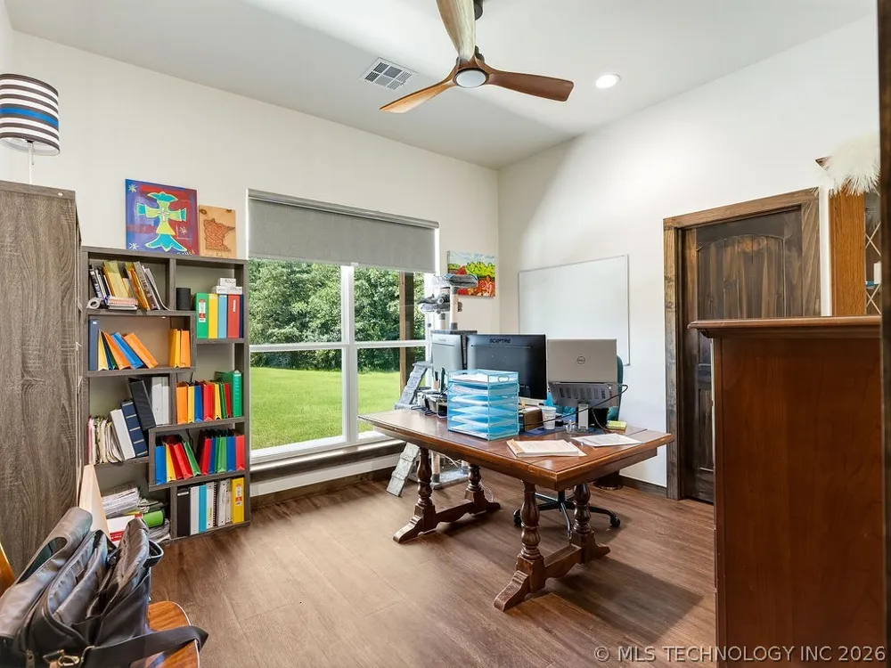 24382 County Road 1540 Allen, OK 74825