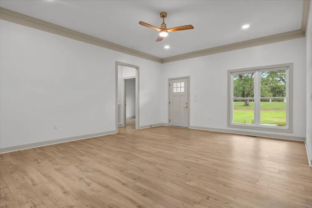 470 Powers Blvd Waverly, TN 37185