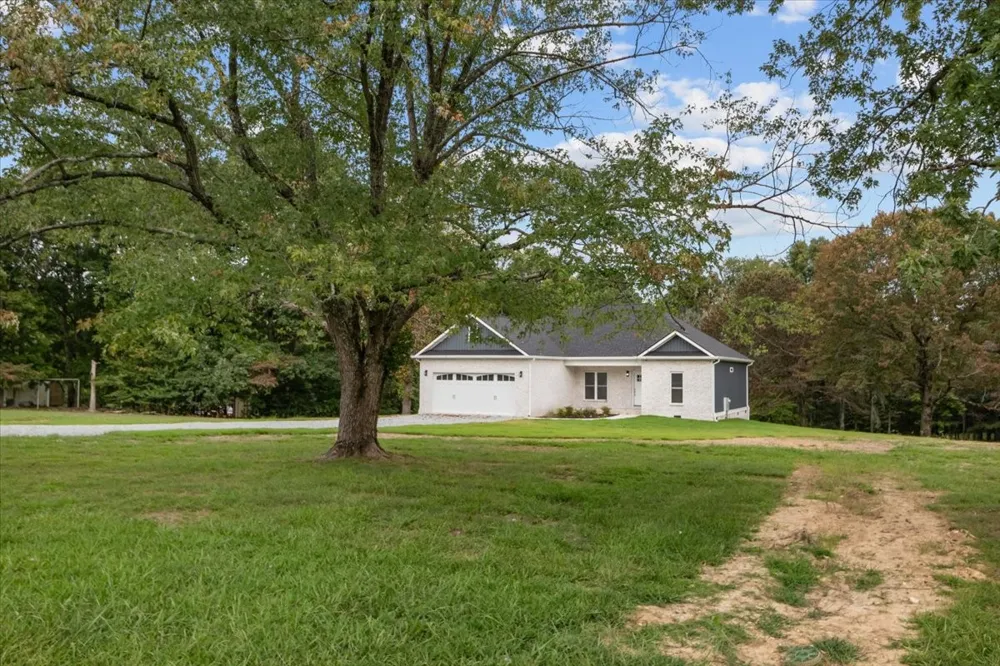 470 Powers Blvd Waverly, TN 37185