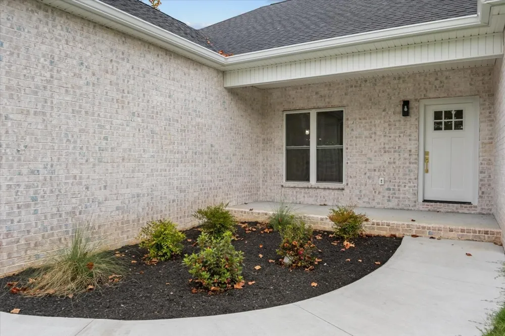 470 Powers Blvd Waverly, TN 37185