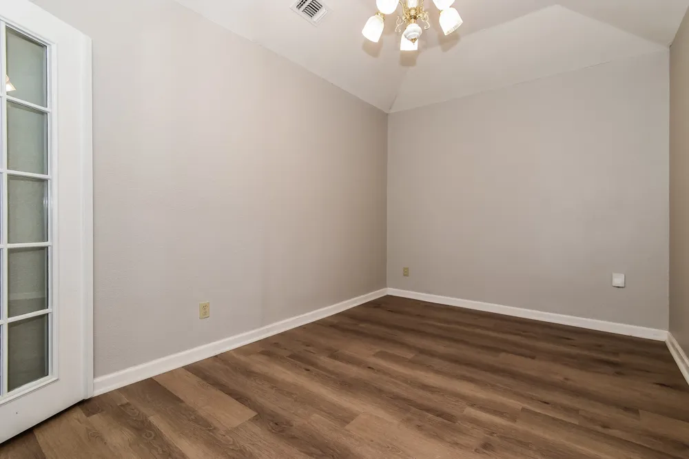 320 33rd Street SW Paris, TX 75460