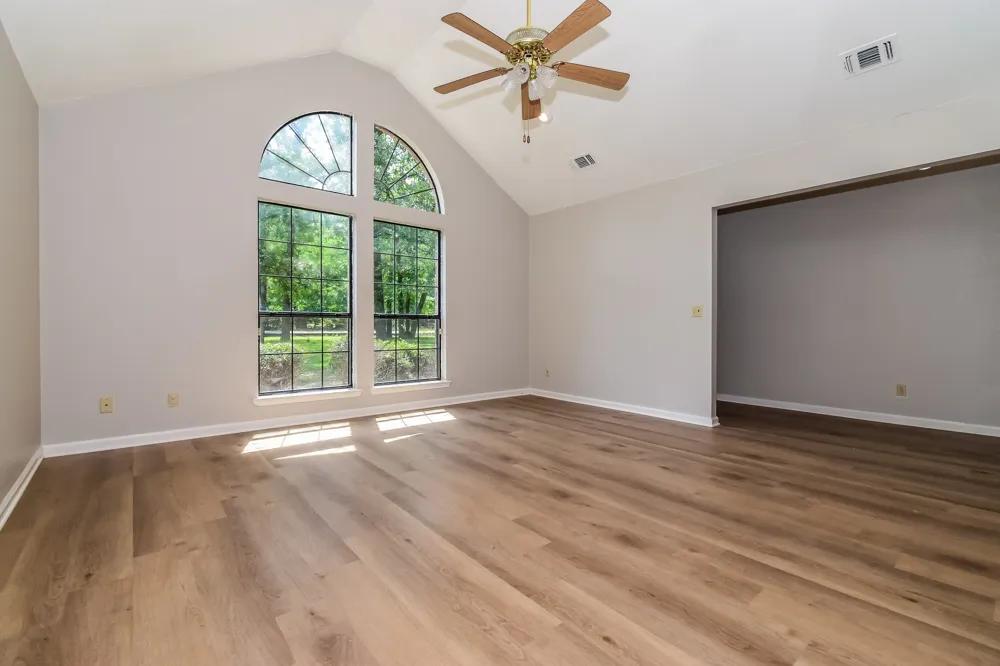 320 33rd Street SW Paris, TX 75460