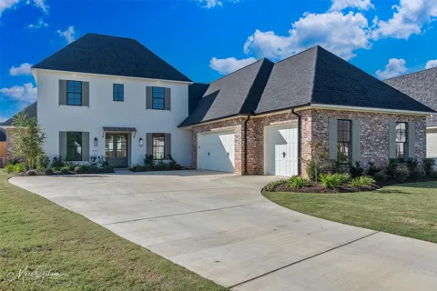 9827 Canebrake Lane