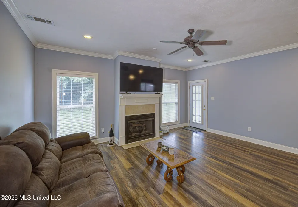 107 Manchester Drive Vicksburg, MS 39183