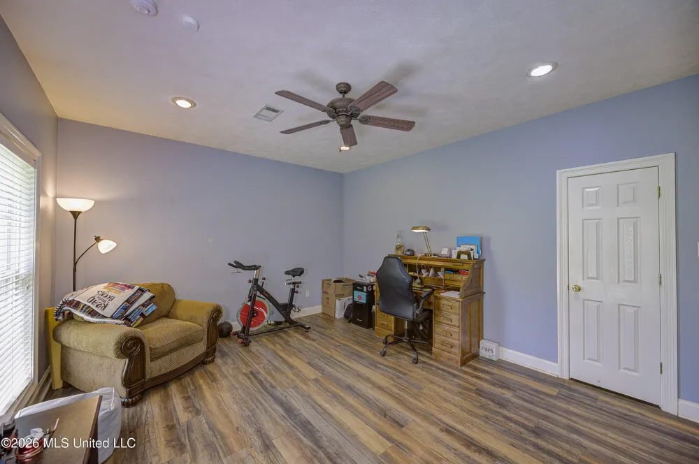 107 Manchester Drive Vicksburg, MS 39183