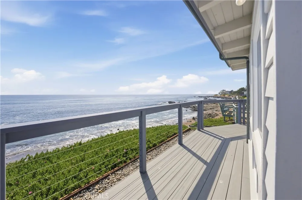 2059 Sherwood Dr Drive Cambria, CA 93428