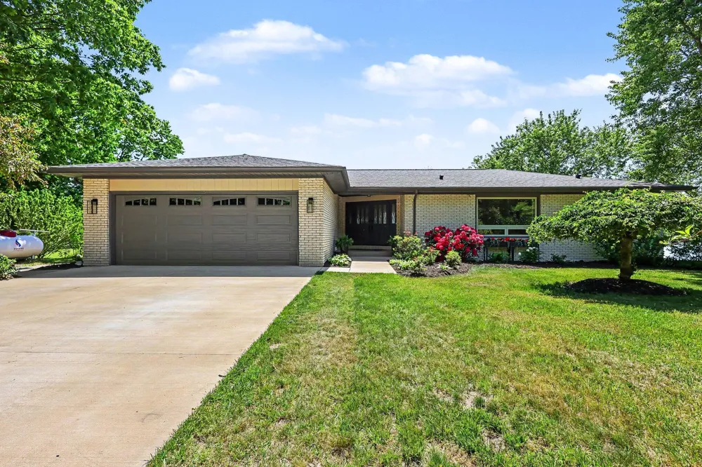 47233 CR 380 Grand Junction, MI 49056