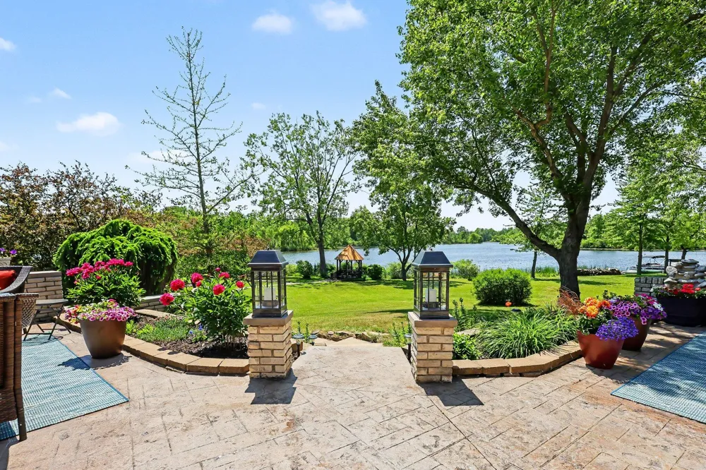 47233 CR 380 Grand Junction, MI 49056