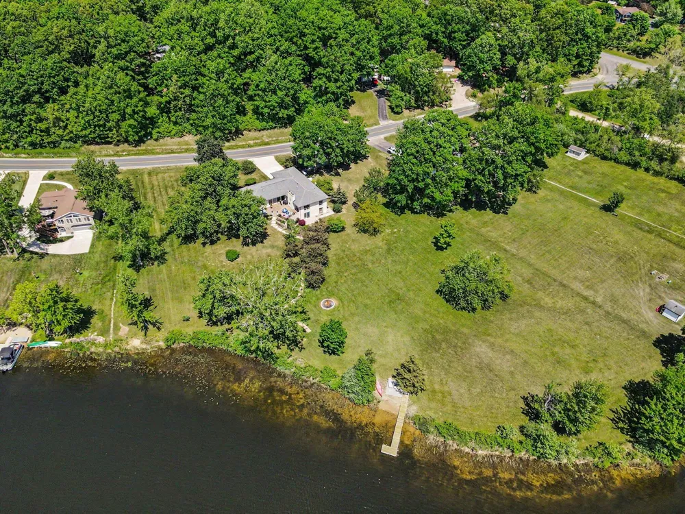 47233 CR 380 Grand Junction, MI 49056