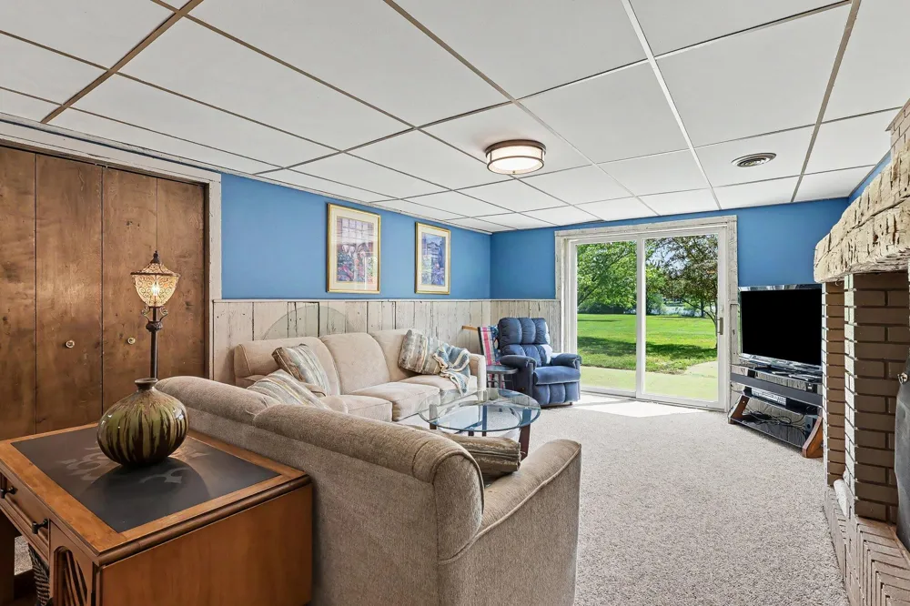 47233 CR 380 Grand Junction, MI 49056