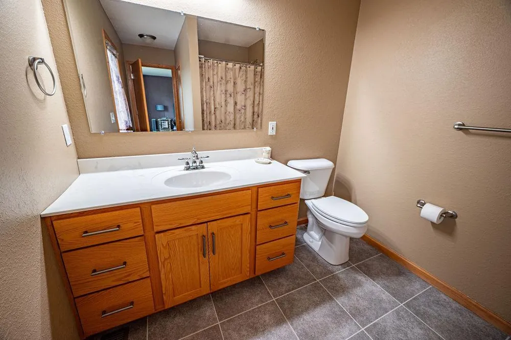 444 W Overlook Drive Ellsworth, WI 54011