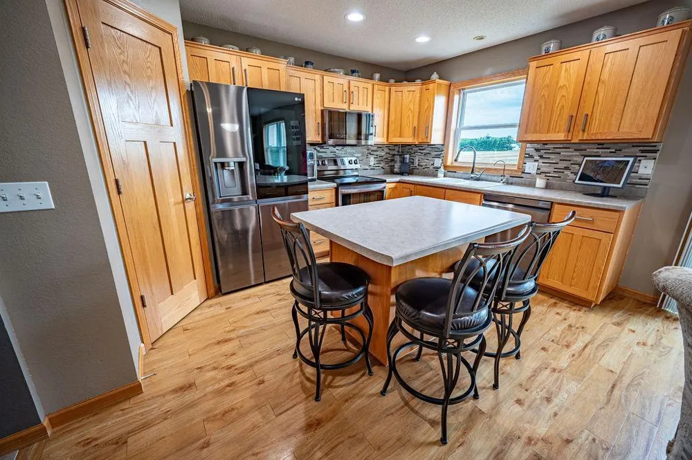 444 W Overlook Drive Ellsworth, WI 54011