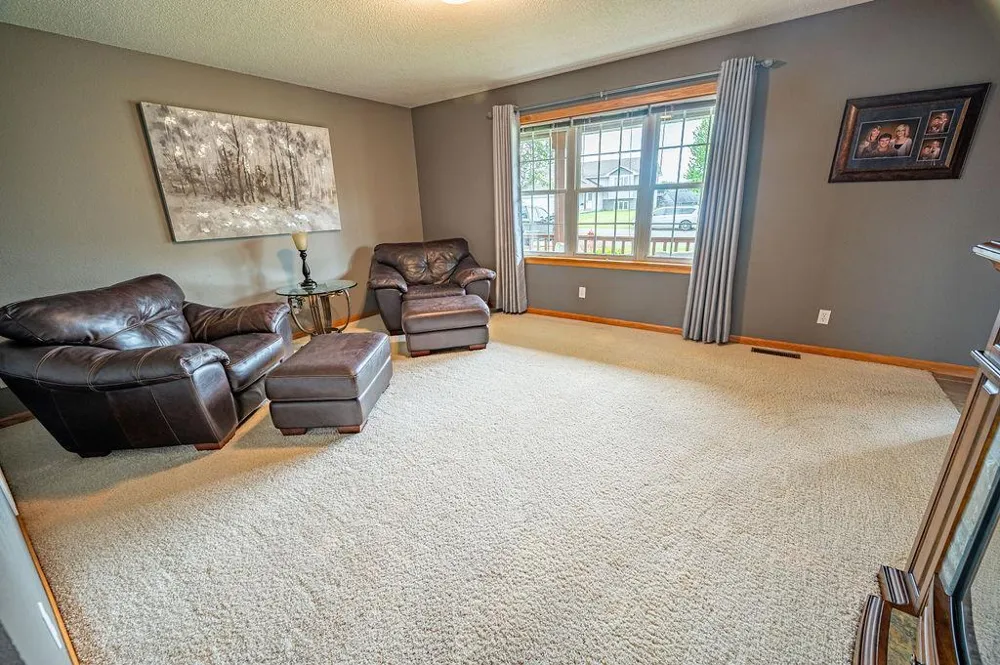 444 W Overlook Drive Ellsworth, WI 54011