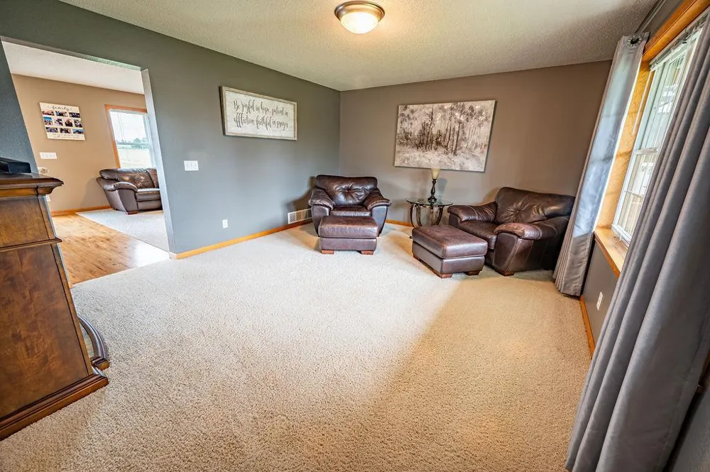 444 W Overlook Drive Ellsworth, WI 54011