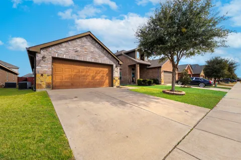 5505 Thunder Bay Drive