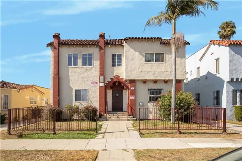 1103 W 64th Street