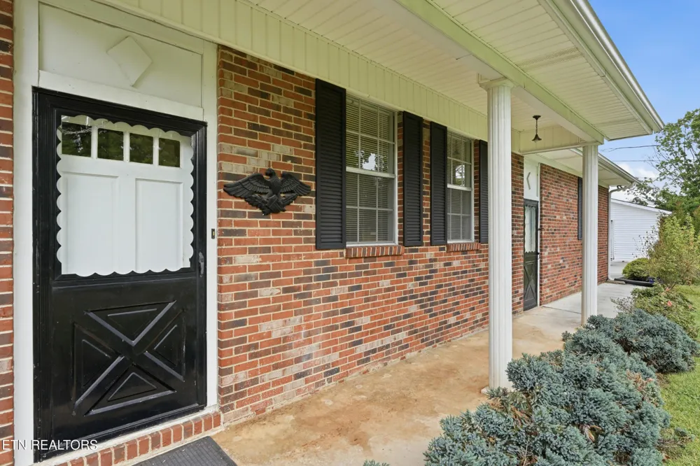 355 Crock Rd Loudon, TN 37774