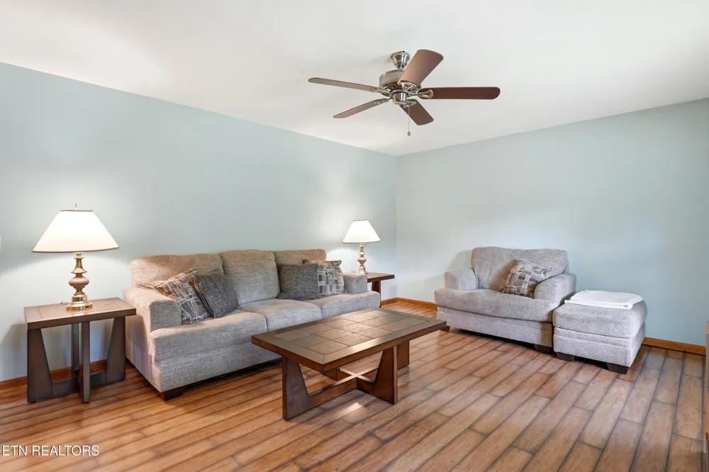 355 Crock Rd Loudon, TN 37774