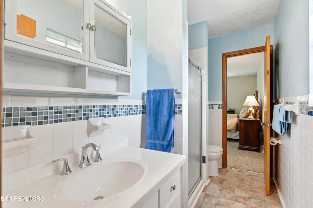 355 Crock Rd Loudon, TN 37774