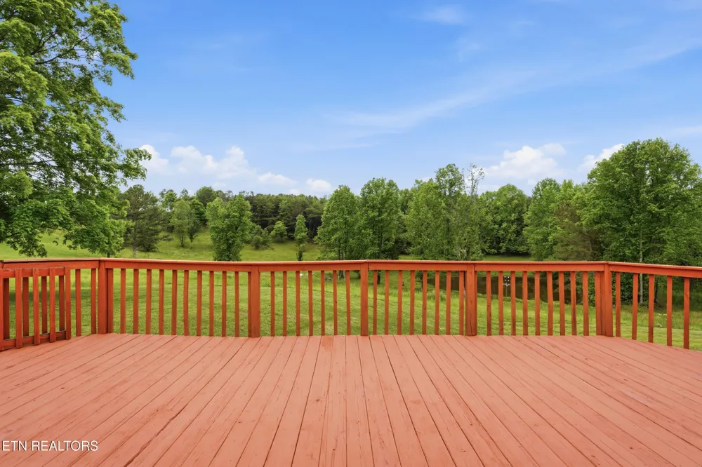 355 Crock Rd Loudon, TN 37774